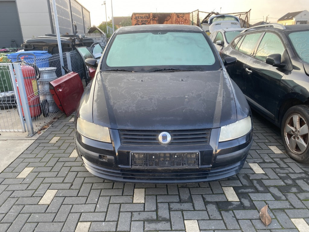 Dezmembrez Fiat Stilo (192) 1.6 16v 2003, 182B6000