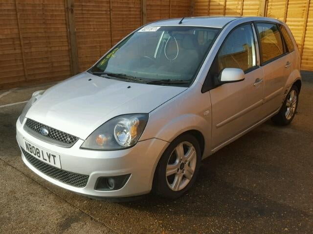 Dezmembrez Ford Fiesta 2006 1.4tdci