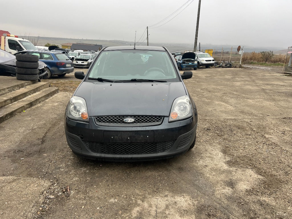 Dezmembrez Ford Fiesta 2007 hatchabck 1,2 benzina