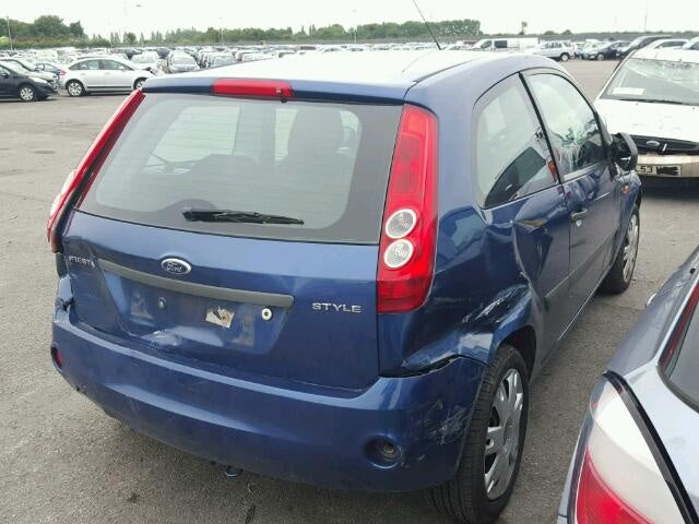 Dezmembrez Ford Fiesta 5 1.3b