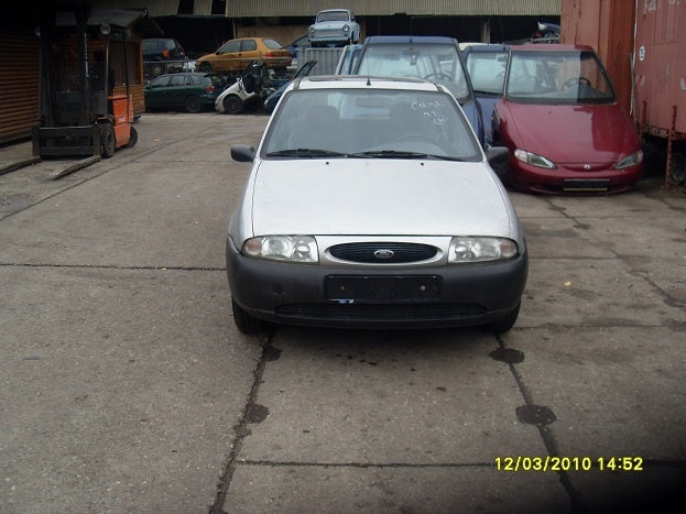 Dezmembrez Ford Fiesta din 1999, 1.8 d