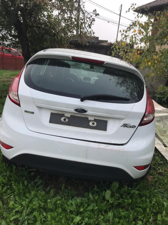 Dezmembrez ford fiesta mk 6 facelift an 2014 motor 1.5 tdci UGJC