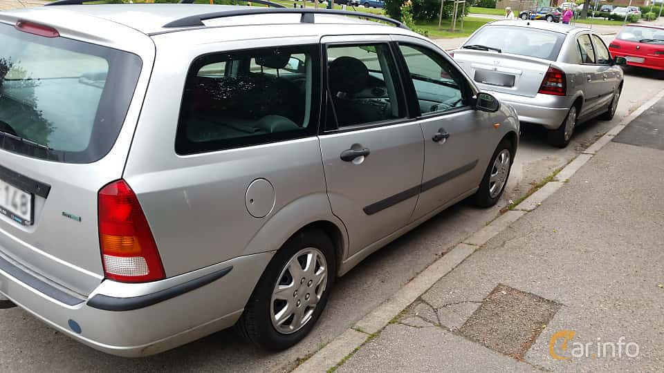Dezmembrez Ford Focus, 1.6 benzina, 2003 ,Combi