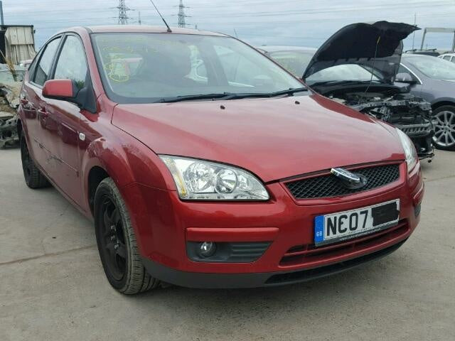 Dezmembrez Ford Focus 1.8 tdci