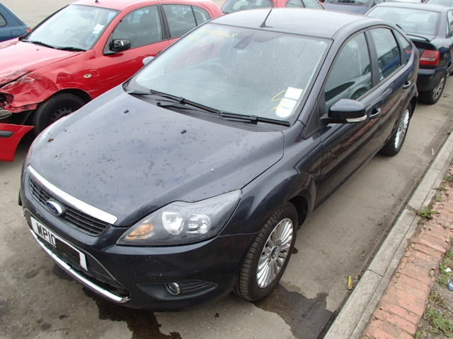 Dezmembrez Ford Focus 2 1.6 tdci