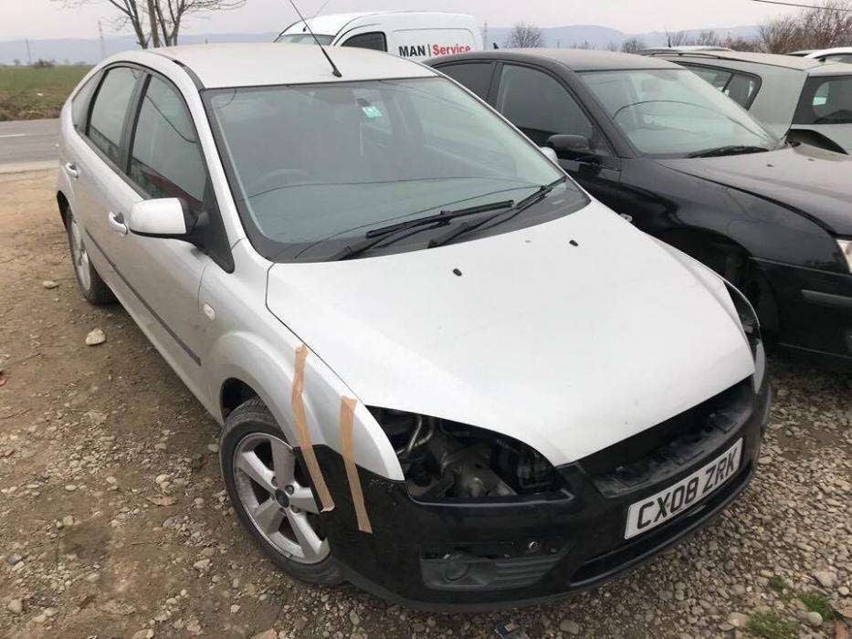 Dezmembrez Ford Focus 2 1.8 TDCI an 2006.
