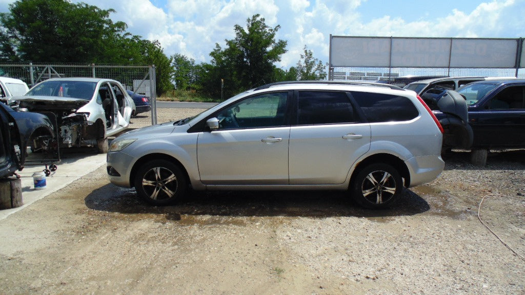 Dezmembrez Ford Focus 2 2010 Combi 1.6 tdci