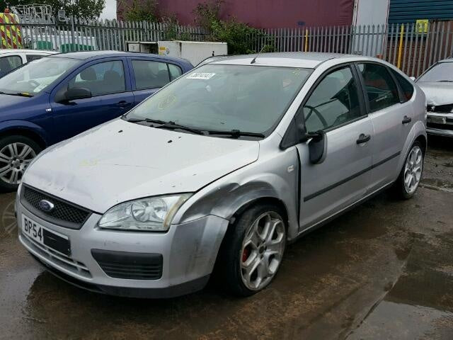 Dezmembrez Ford focus 2 hatchback 1.6 tdci G8DA