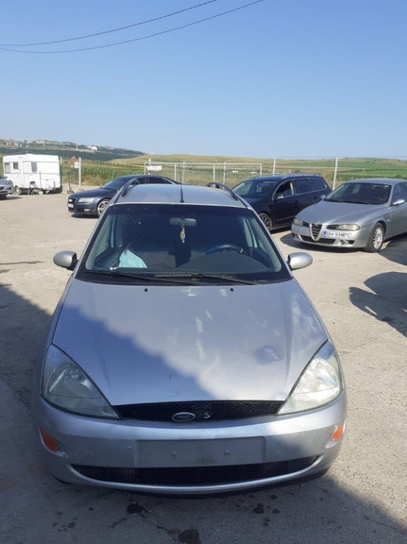 Dezmembrez Ford Focus 2002 combi 1596