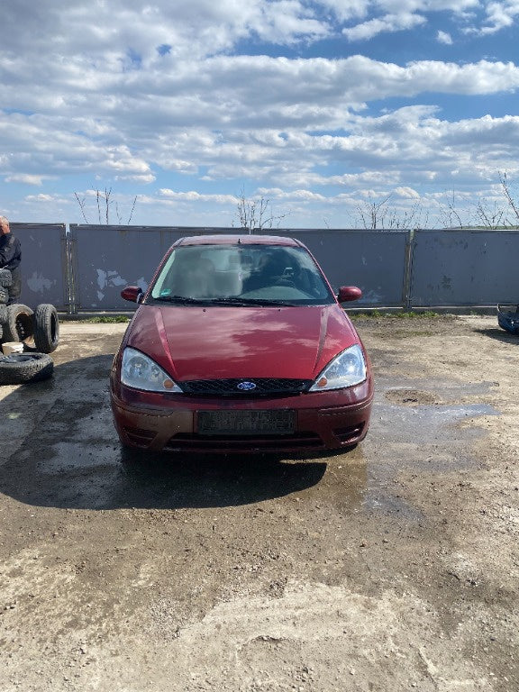 Dezmembrez Ford Focus 2003 hatchback 1400 benzina