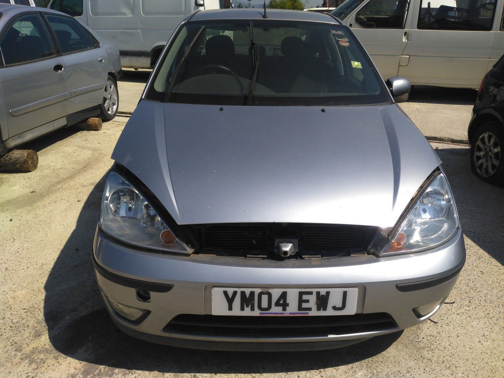 Dezmembrez Ford Focus , 2005