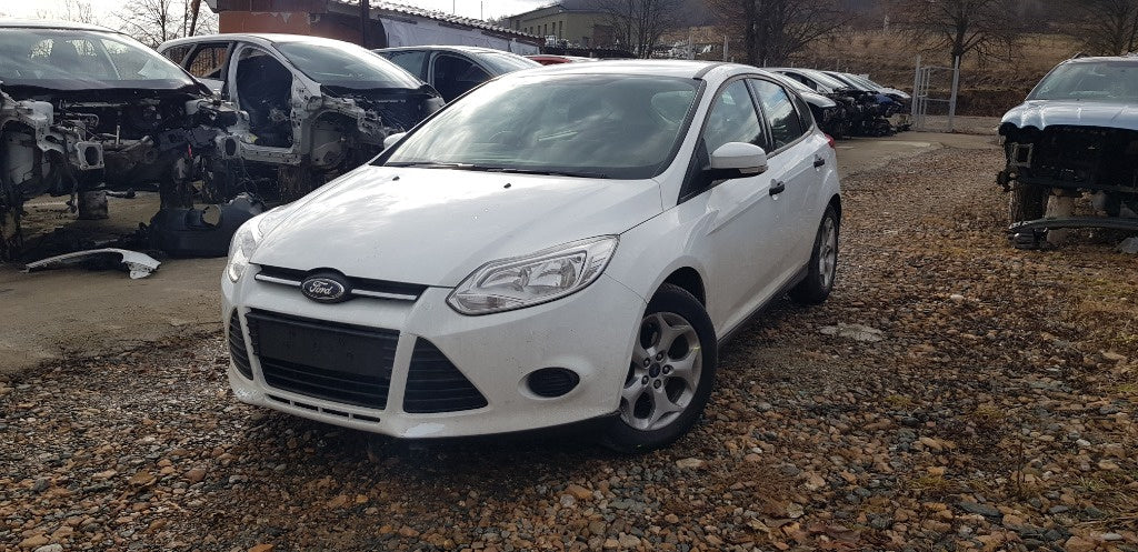 Dezmembrez Ford Focus 3 1.6 benzina 2014