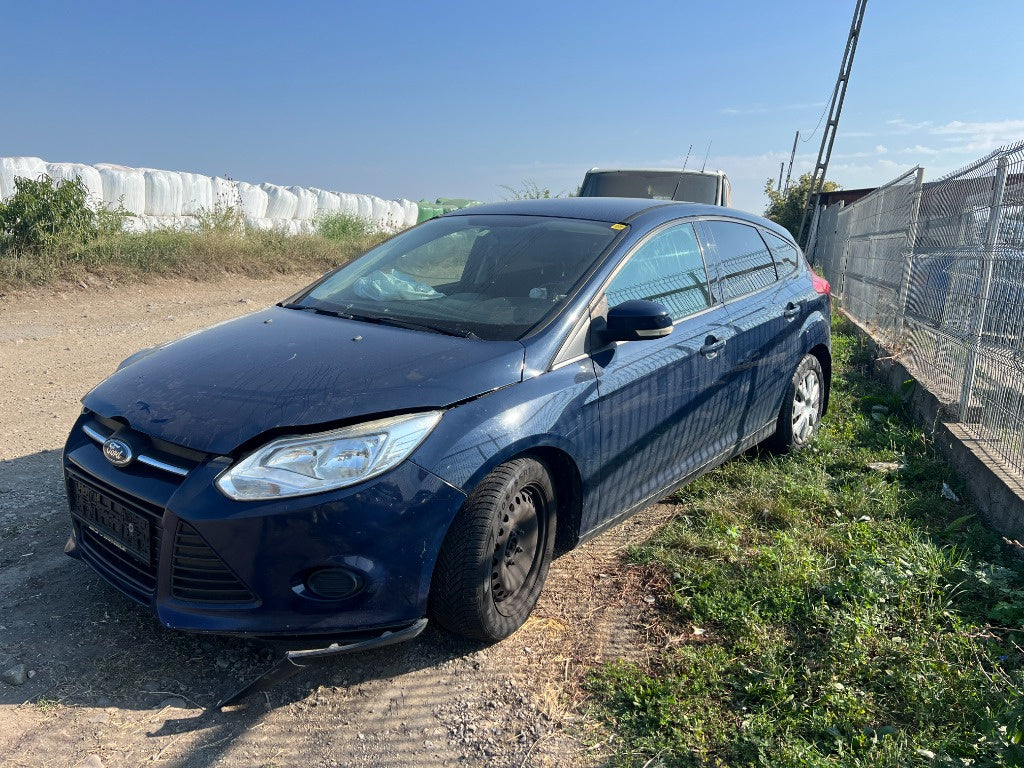 Dezmembrez Ford Focus 3 2012 hatchback 1,6 tdci