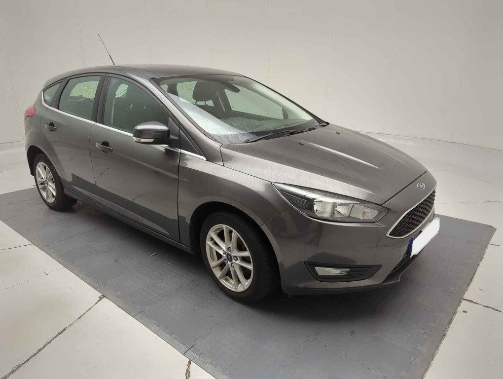 Dezmembrez Ford Focus 3 2016 HATCHBACK 1.0 I
