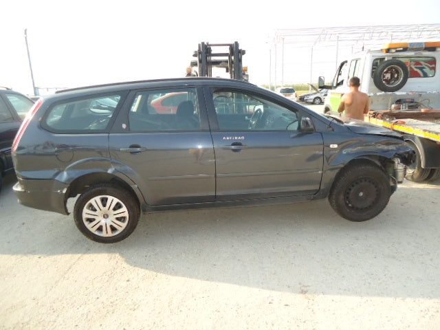 Dezmembrez Ford Focus din 2006, 1.8 tdci