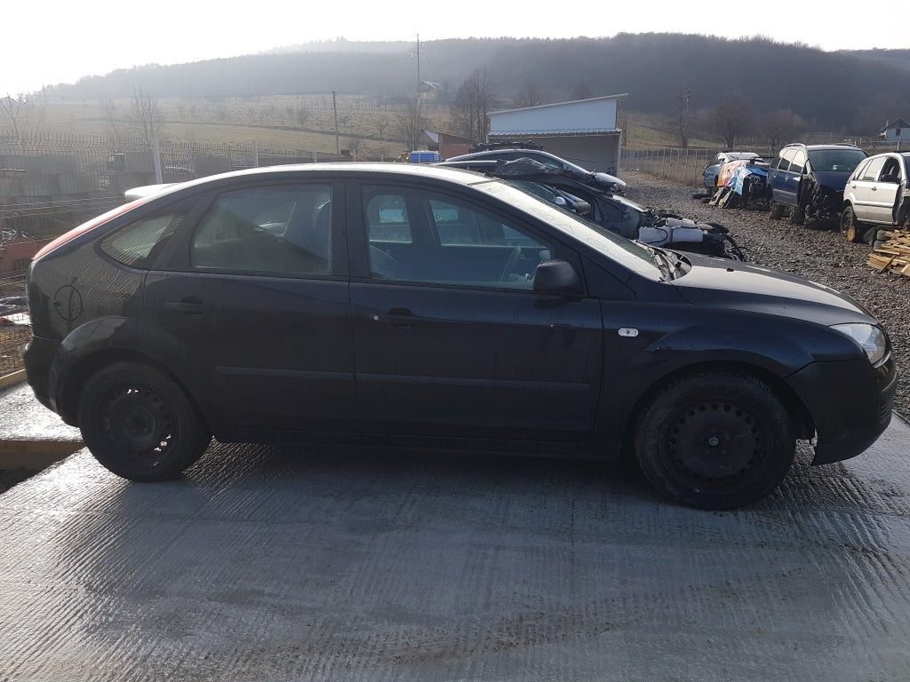Dezmembrez Ford Focus2 1.4 benzina 2006