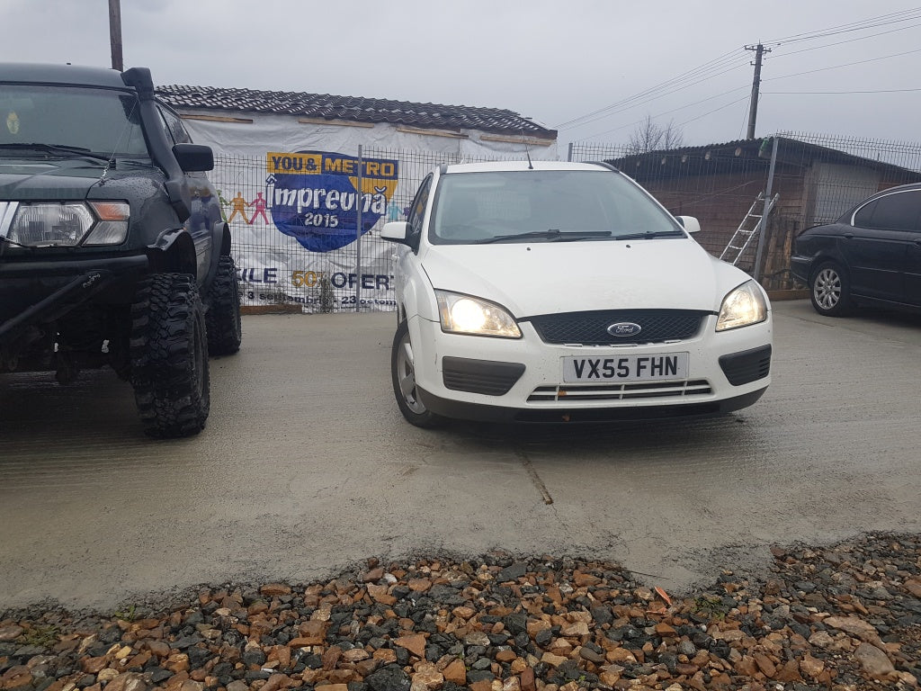 Dezmembrez Ford Focus2 1.6tdci 90cp 2006