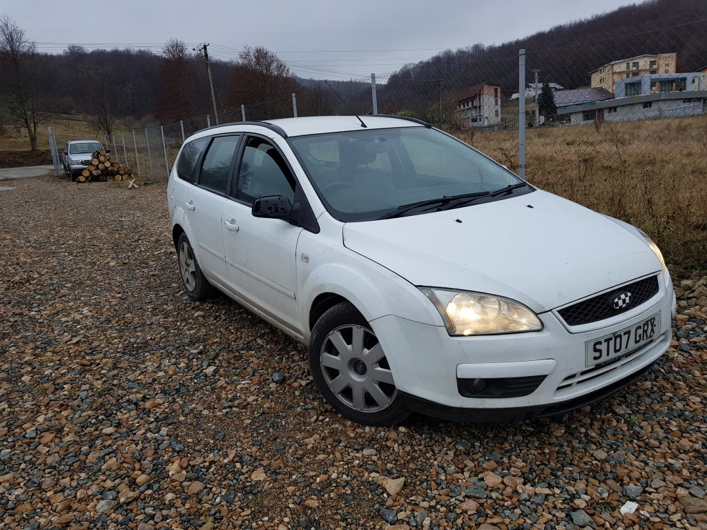 Dezmembrez Ford Focus2 1,8tdci 2006