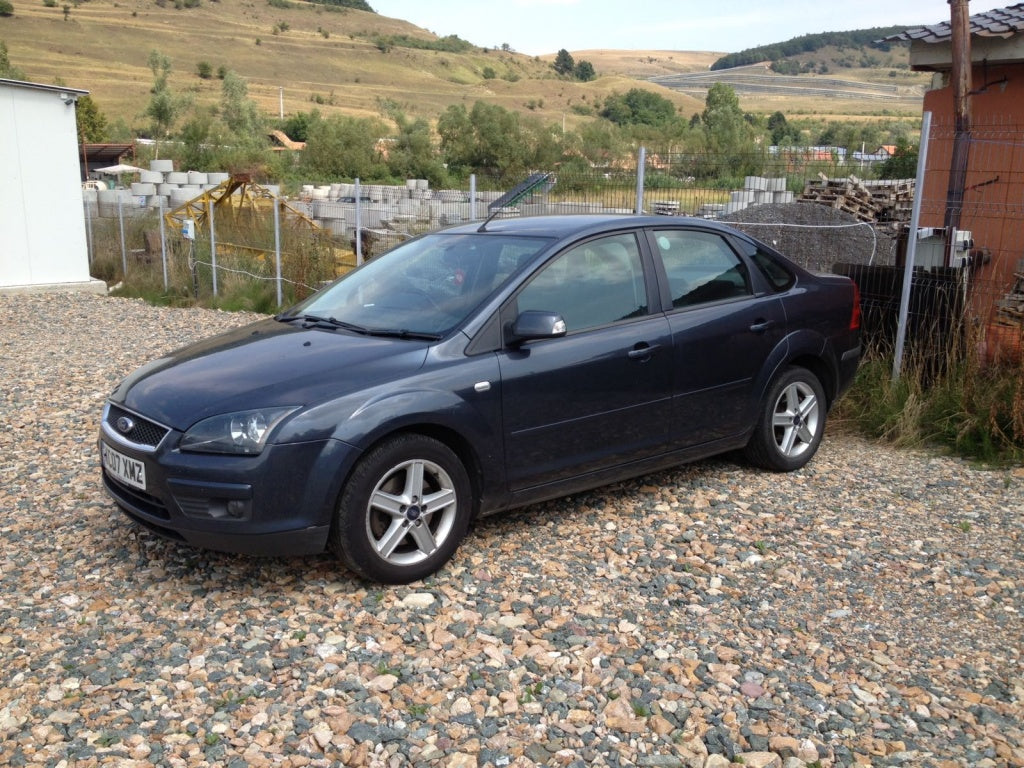 Dezmembrez Ford Focus2 1.8tdci 2007