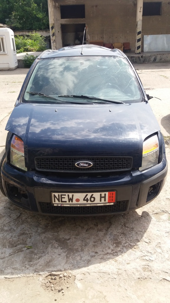 Dezmembrez ford fusion 1.4 duratec an 2011 motor FXJC cu 56.000 km