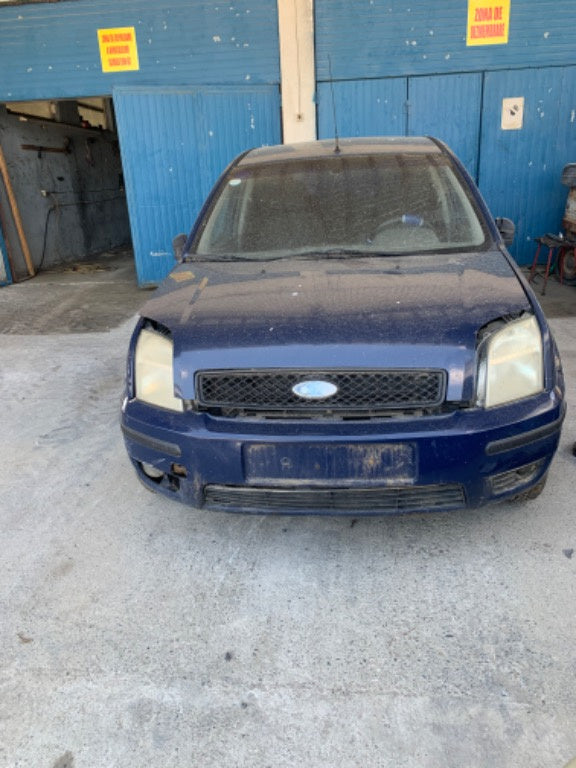 Dezmembrez Ford Fusion 1,4 tdci 2005