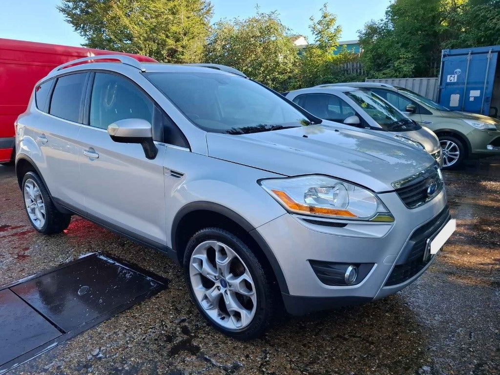 Dezmembrez Ford Kuga 2011 SUV 2.0 TDCI