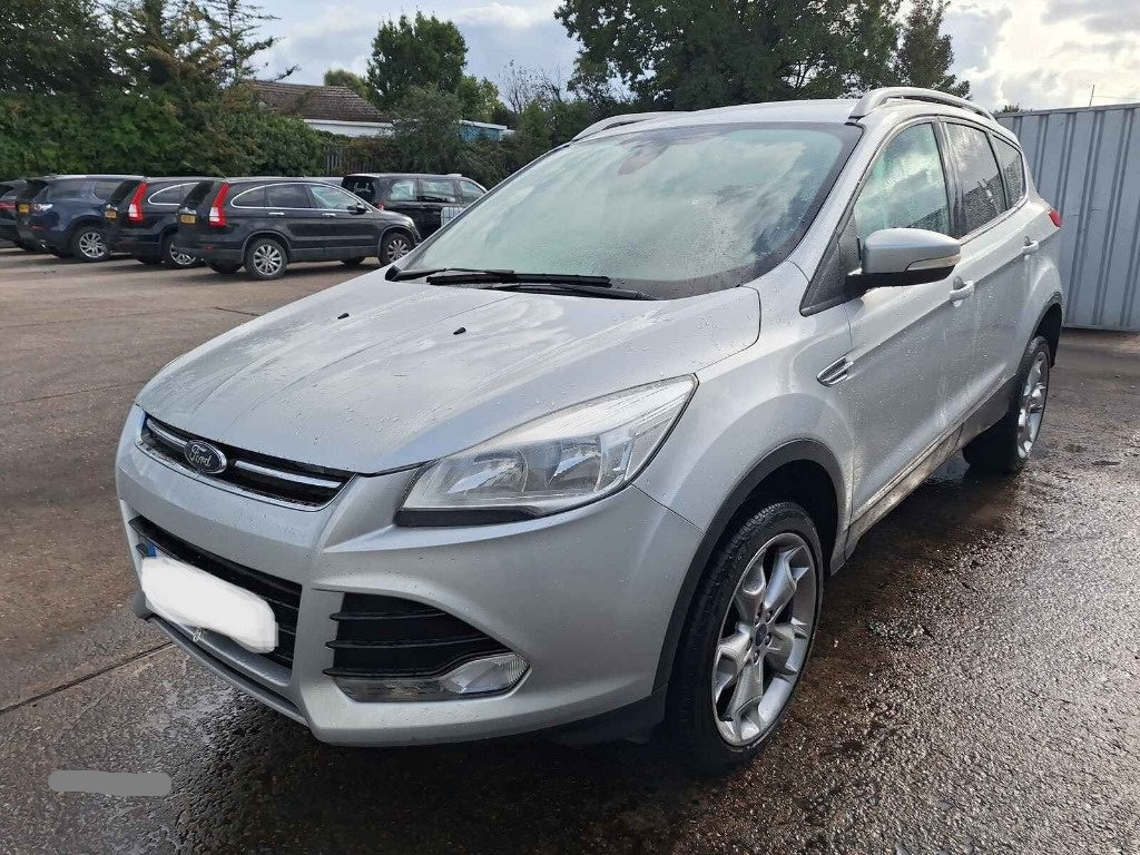 Dezmembrez Ford Kuga 2015 SUV 2.0 Duratorq 110kW T8MA