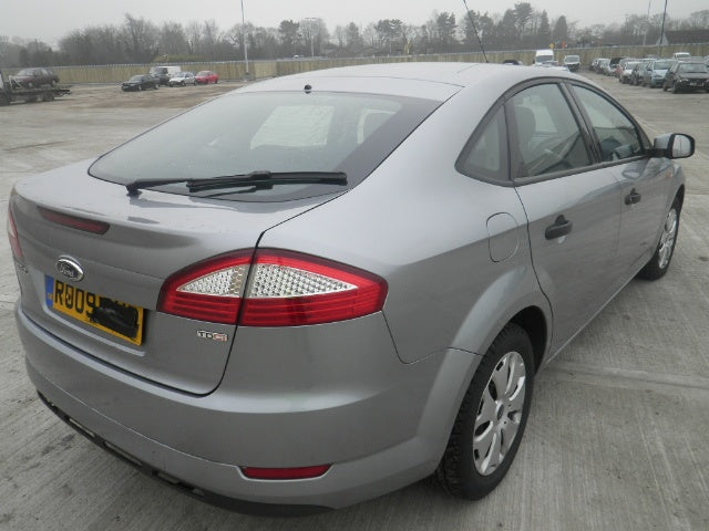 Dezmembrez ford mondeo 1.8 tdci an 2010