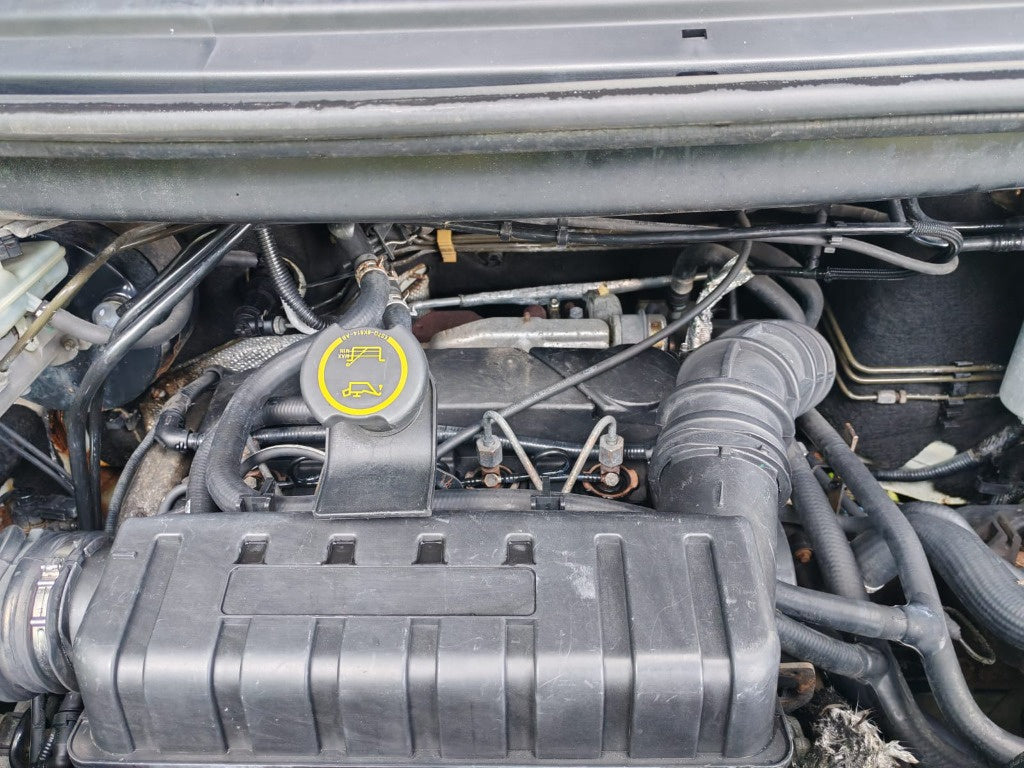 Dezmembrez Ford Tourneo Connect 2003 Duba 2.0