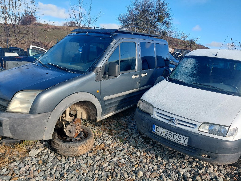 Dezmembrez ford transit connect an 2005 motor 1.8 diesel