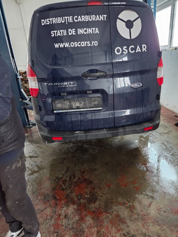 Dezmembrez ford transit Courier