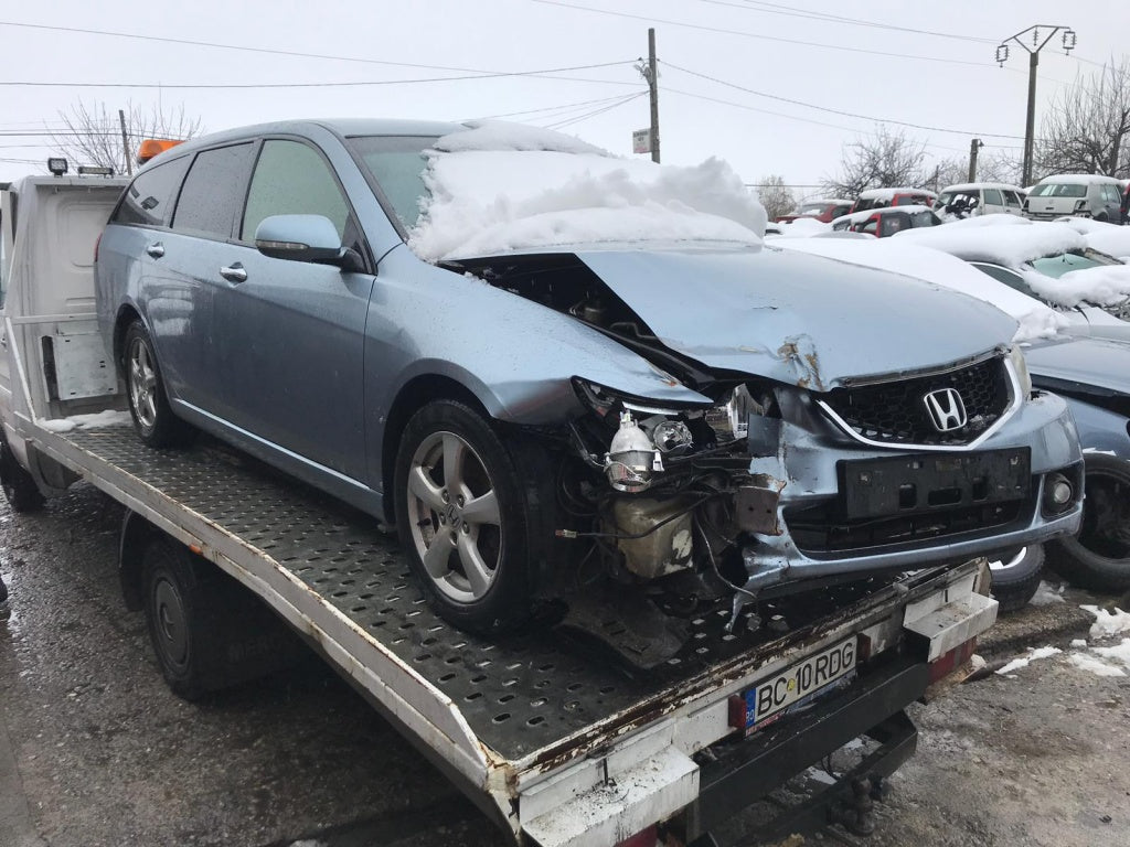 Dezmembrez Honda Accord 2004 Break CN2. 2,2 n22a1/n22a2.