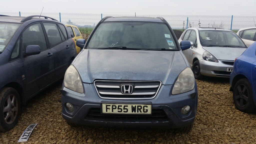 Dezmembrez Honda CR-V din 2005 , 2.2 Ctdi 4x4