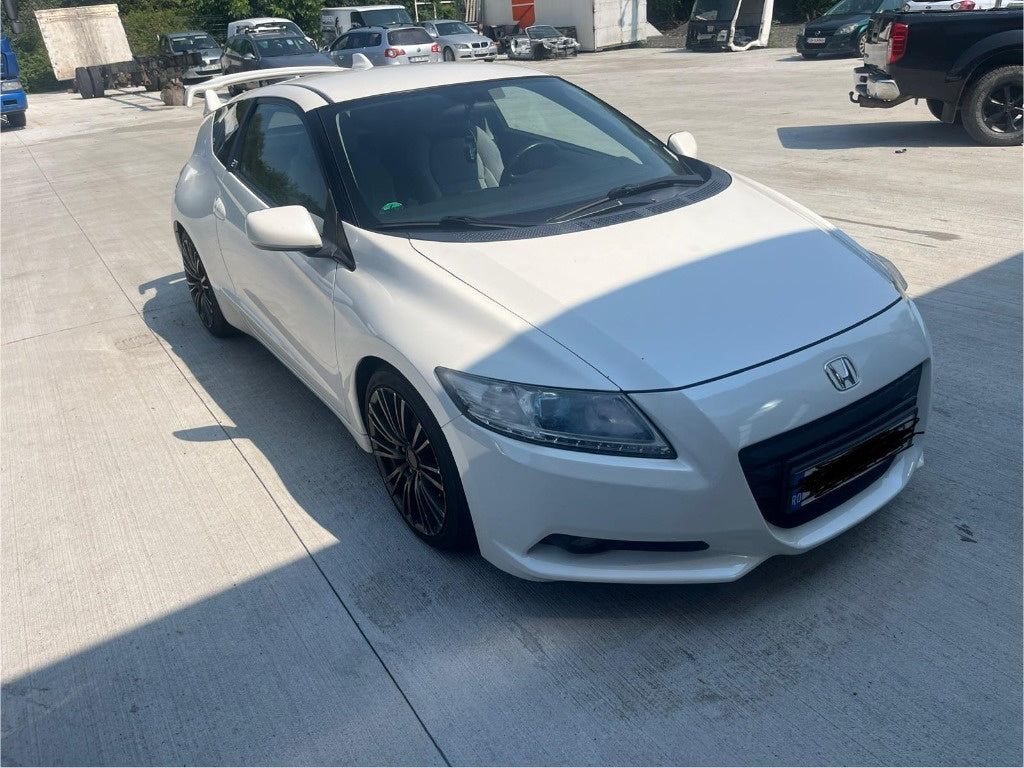 Dezmembrez Honda CR-Z 2011 1.5 benzina hybrid