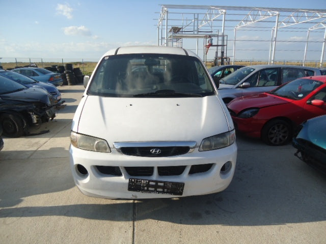 Dezmembrez Hyundai H1 din 2001-2006, 2.5 d