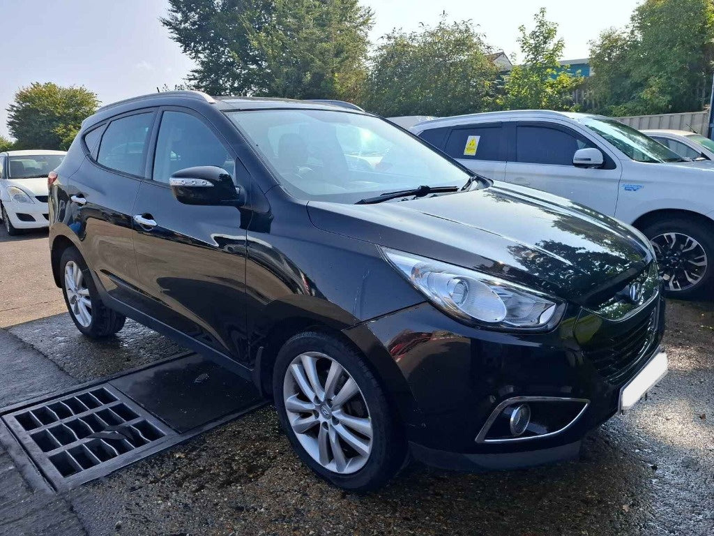 Dezmembrez Hyundai ix35 2012 SUV 2.0 DOHC