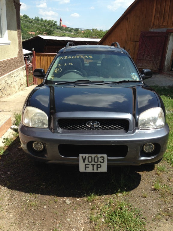 Dezmembrez hyundai santa fe,2.0 crdi an 2003