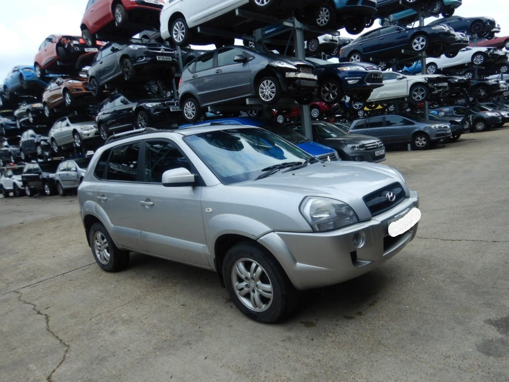 Dezmembrez Hyundai Tucson 2007 Suv 2.0 CRTD Motorina