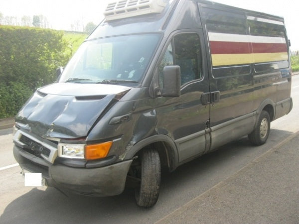 Dezmembrez Iveco Daily din 2001, 2.8D