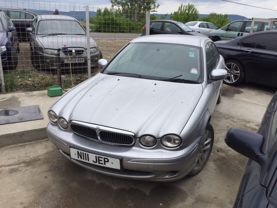 Dezmembrez jaguar xtype 2,1 benzina.