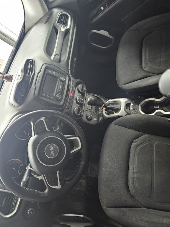 Dezmembrez Jeep Renegade Limited 2.0 Mjet 140 cp cutie automata din 2015 2016 2017 80 000km
