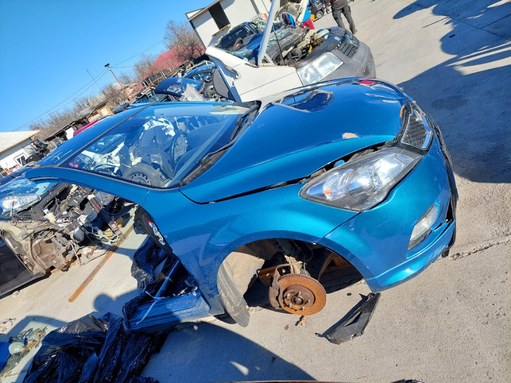 Dezmembrez Kia Cee'd 1.6 CRDI din 2010 2011 2012