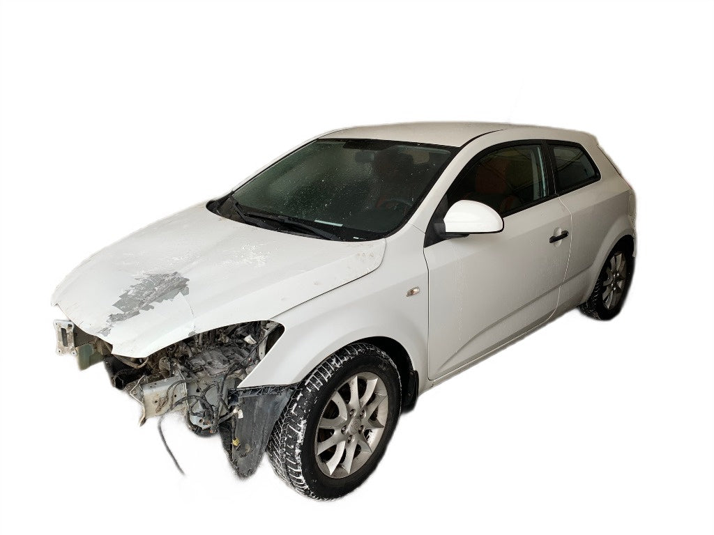 Dezmembrez Kia cee'd 2009 coupe 1.6