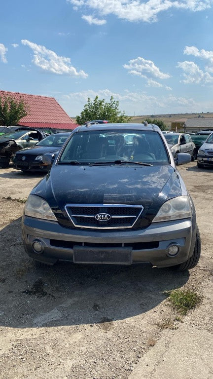 Dezmembrez Kia Sorento 2006 Suv 2.5 CRDI