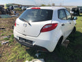 Dezmembrez mazda 2