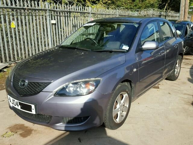 Dezmembrez Mazda 3 2006, 1.6b