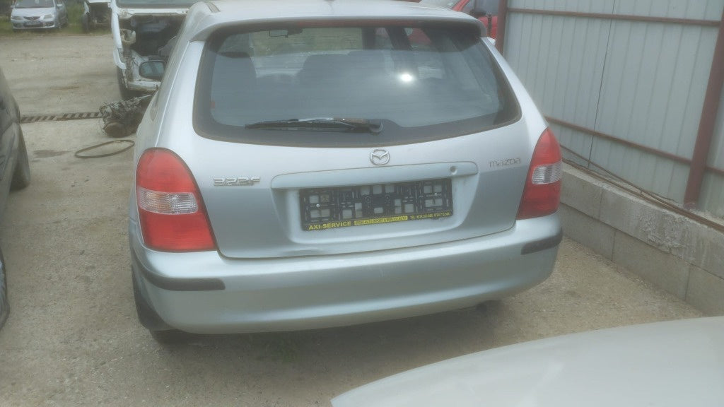 Dezmembrez mazda 323f