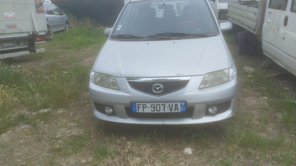 Dezmembrez Mazda Premacy.