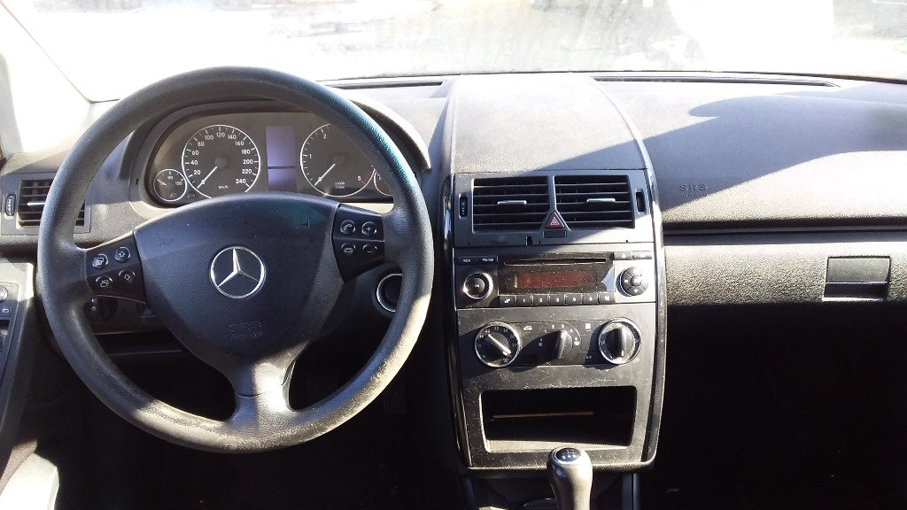Dezmembrez Mercedes A Class 2007 1.8 CDI