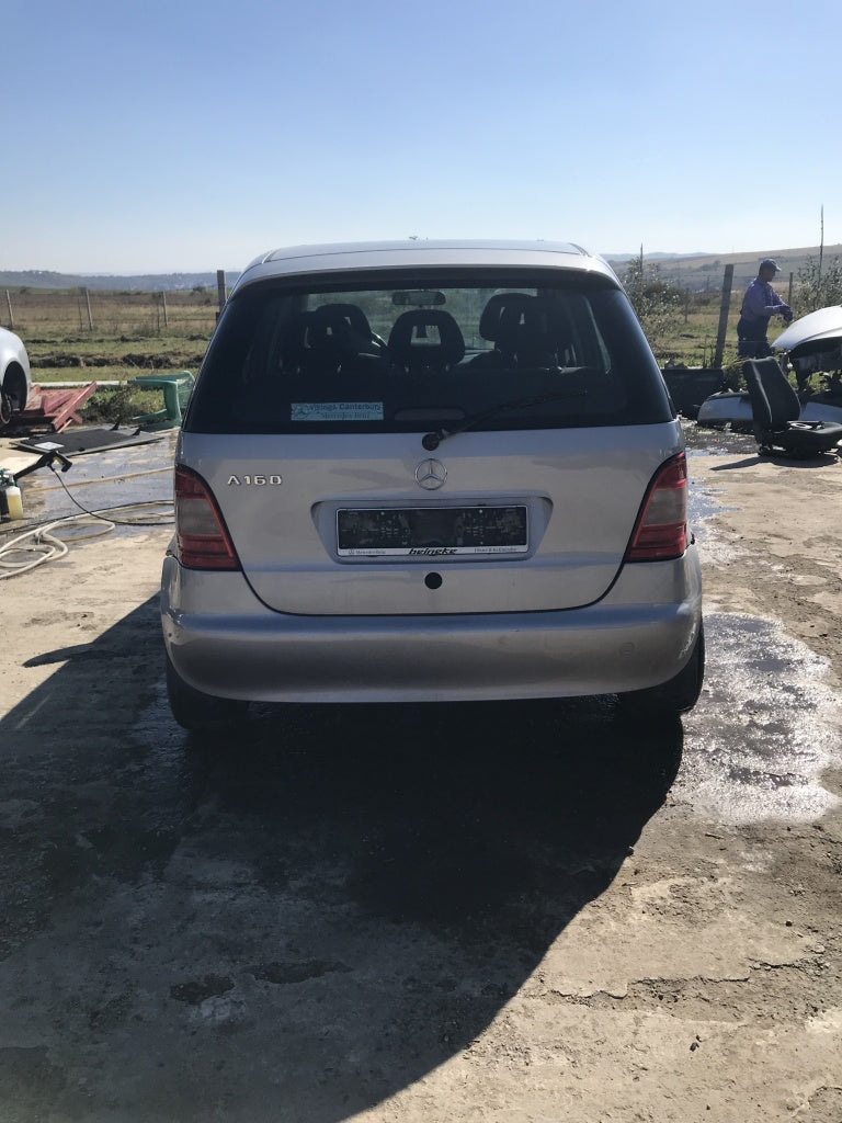 Dezmembrez Mercedes A-CLASS W168 1998 hatchback 1600